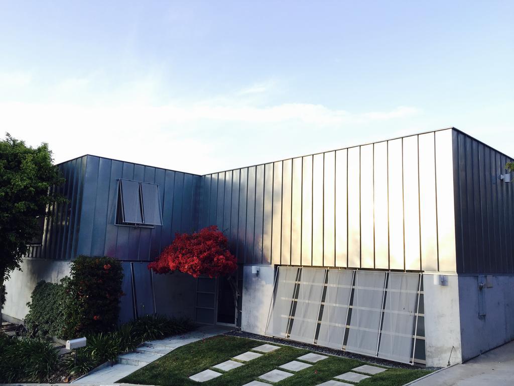 Silver Box Beverly Hills Holiday home *