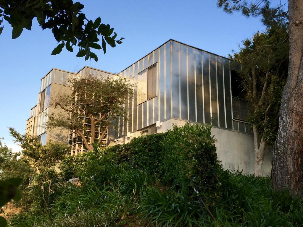Silver Box Beverly Hills Los Angeles